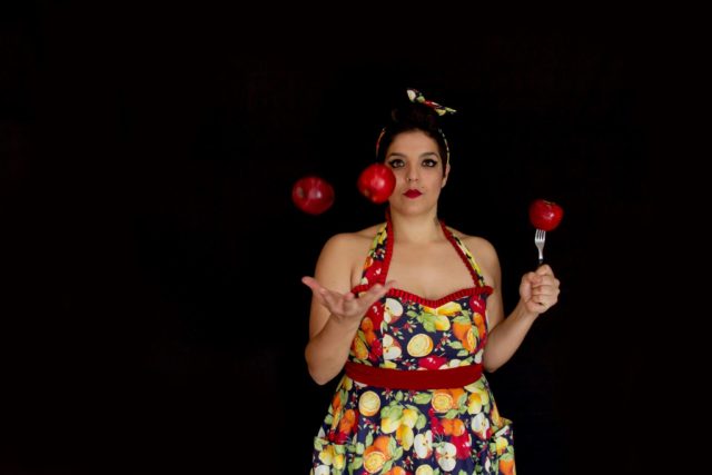 Paine Santamaria - pokaz żonglerki